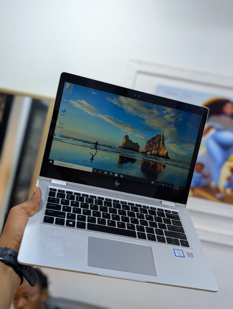 Hp Elitebook x360 1030 G2 – Image 3